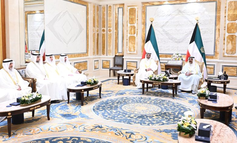 رؤساء البعثات الدبلوماسية الجدد يؤدون اليمين الدستورية أمام سمو الأمير - جريدة الوفاق الالكترونية رؤساء البعثات الدبلوماسية الجدد يؤدون اليمين الدستورية أمام سمو الأمير
