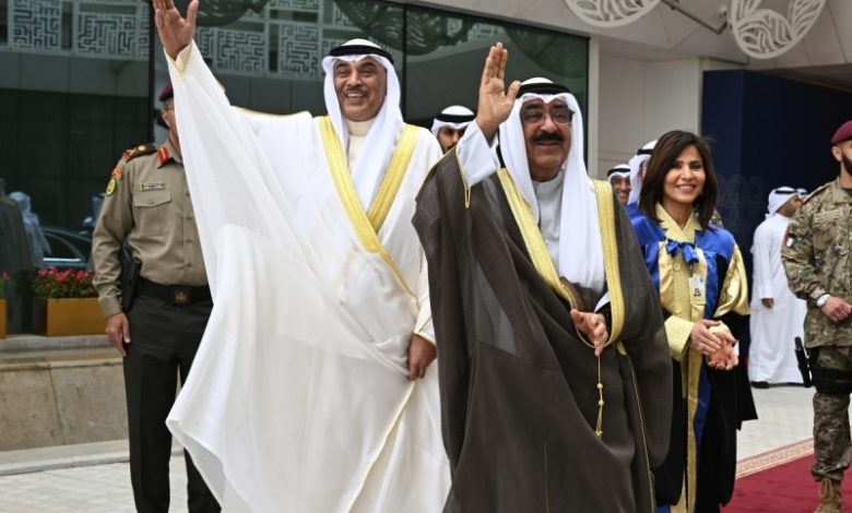 حفل تكريم أوائل الخريجين المتفوقين - جريدة الوفاق الالكترونية حفل تكريم أوائل الخريجين المتفوقين