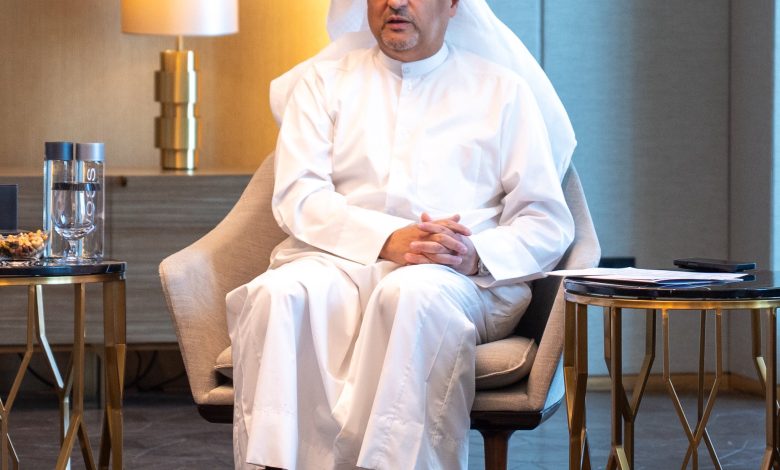 وزير الدولة لشؤون الاتصالات عمر العمر - جريدة الوفاق الالكترونية وزير الدولة لشؤون الاتصالات عمر العمر