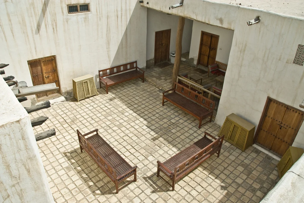 33 - جريدة الوفاق الالكترونية