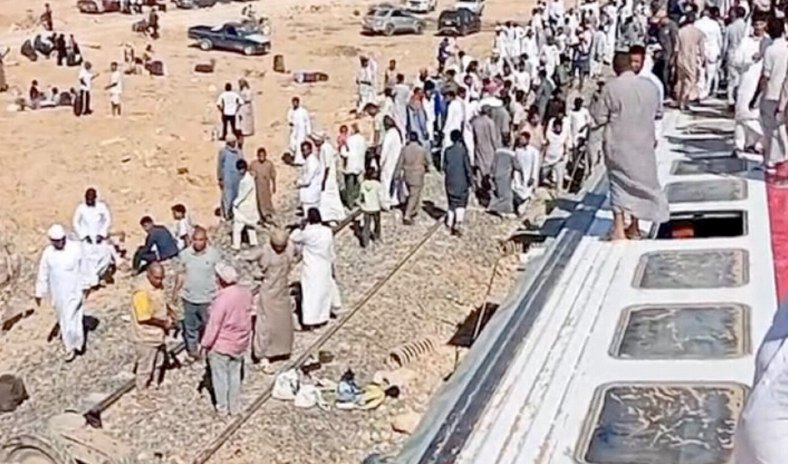 13-10 - جريدة الوفاق الالكترونية