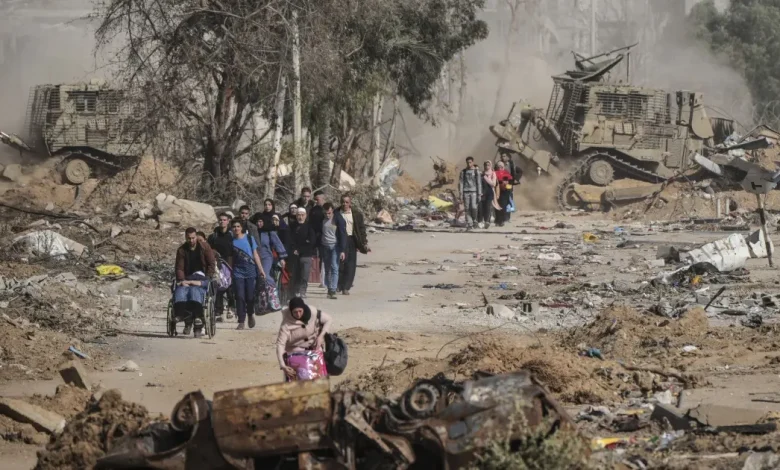 202411mena_ip_gaza_salahaldinroad_evacuation - جريدة الوفاق الالكترونية