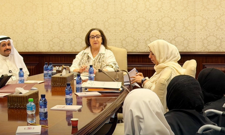 15-215 - جريدة الوفاق الالكترونية