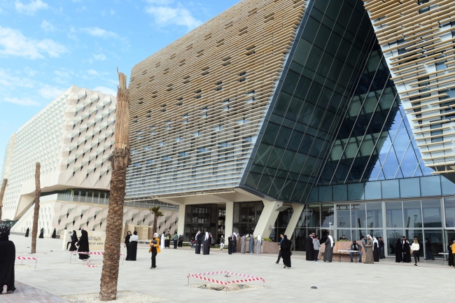 338041 - جريدة الوفاق الالكترونية